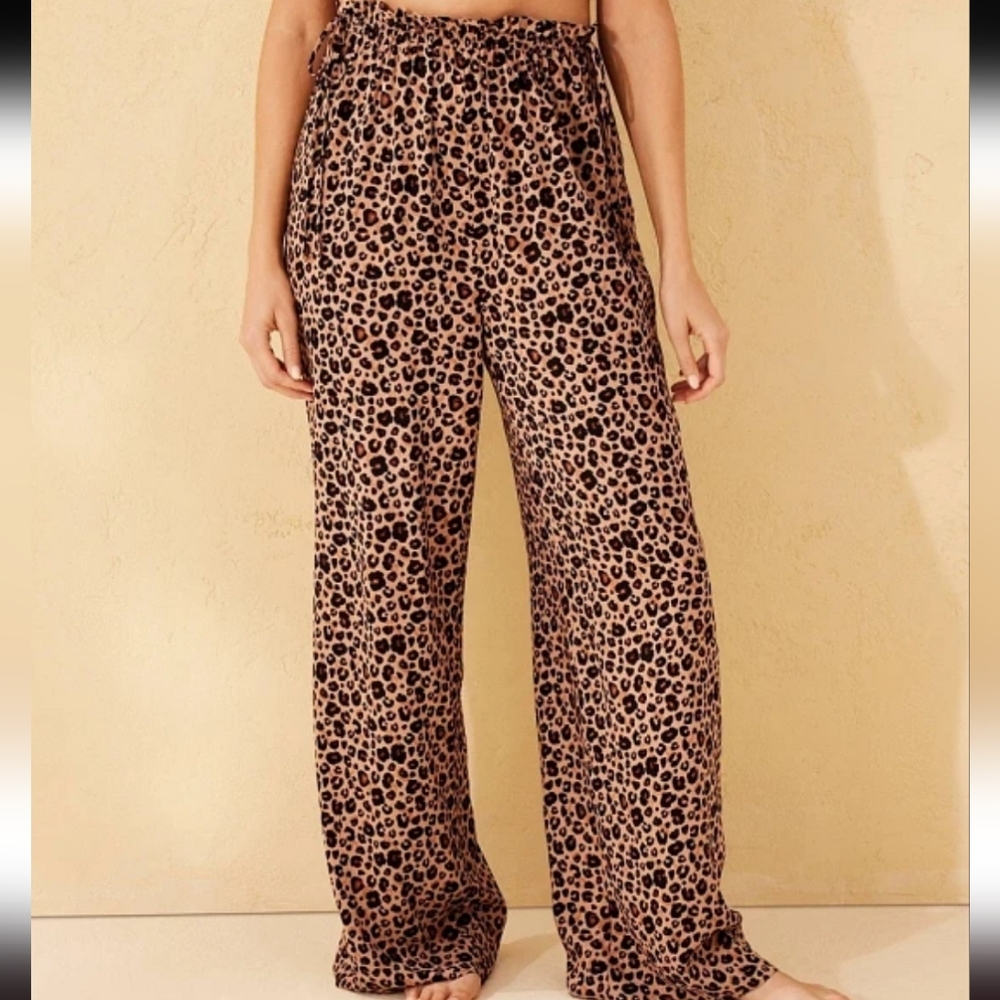 Shade & Shore Leopard Print Pants - Black & Beige